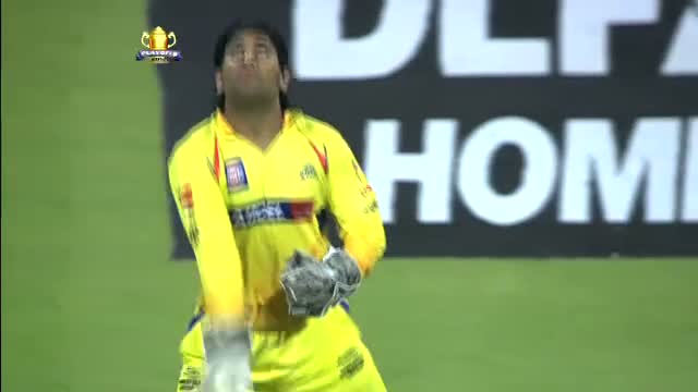Watch 2nd Inning Outstanding Bowling by Albie Morkel IPL 2012 - MI vs CSK, Eliminator Video