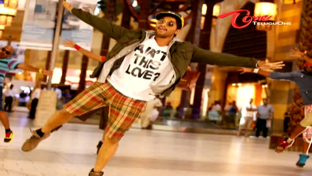 Watch Julayi Movie Song Making Stills - Telgu Cinema Movies Video