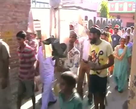 Watch Protest in Amritsar, Jaipur against petrol price hike Video