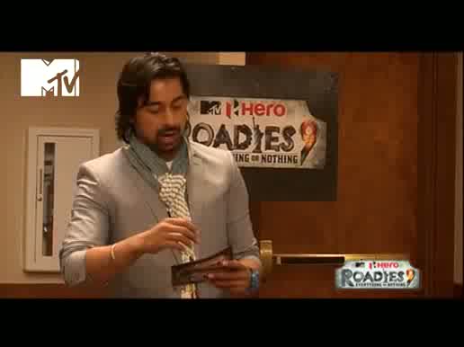 Watch MTV Roadies 9 - Las Vegas Journey (Ep 11) - Dating Task Video