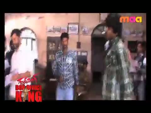 Watch Pawan Kalyan in Gabbar Singh Location (Making) - Telgu Cinema Movies Video
