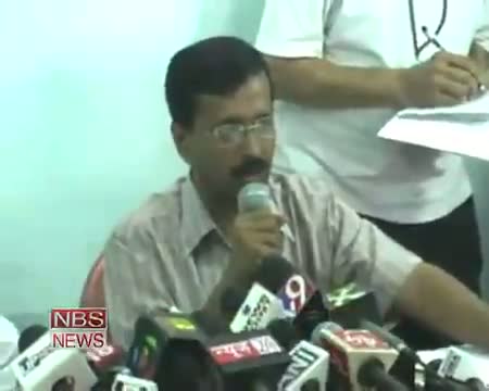 Watch Team Anna levels fresh charge against SM Krishna Video
