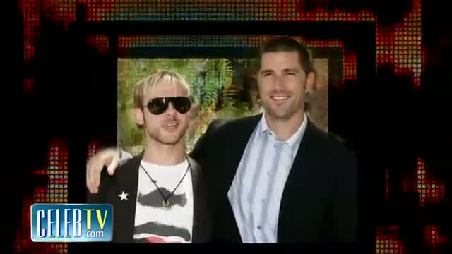 Watch Dominic Monaghan Accuses Matthew Fox of "Beating Women" Video