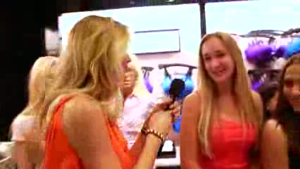 Watch Celebs, Fans & Victoria's Secret Angels Dish on What Is $exy Video