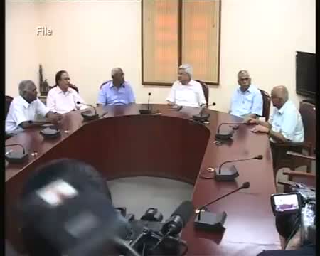 Watch Civic polls begun in West Bengal Video