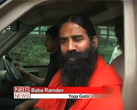 Watch Ramdev heads to Jantar Mantar to begun 1 day fast Video