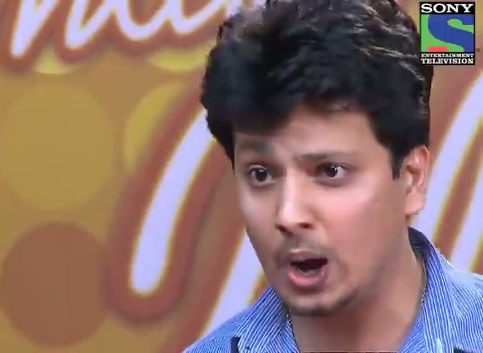 Watch INDIAN IDOL SEASON 6 - FUNNY UMESH KUMAR BLINKING EYE WHILE SINGING Video