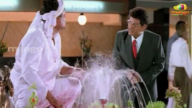 Watch Comedy Central 131 - Telugu Movie Comedy Scenes - Telugu Cinema Movies Video