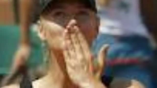 Watch Maria sharapova Beats Shuai Peng Video