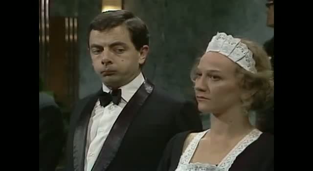 Watch Mr. Bean - Meeting the Queen: Shoe Shine & Bad Breath - Queen's Jubilee 2012 Video
