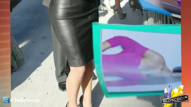 Watch Kanye West Wants Kim K to Finalize Divorce Video