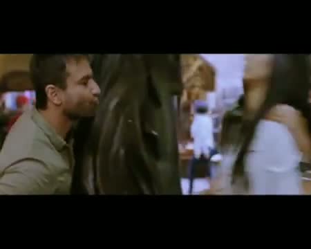 Watch Lover boy Saif back with a cocktail! Video