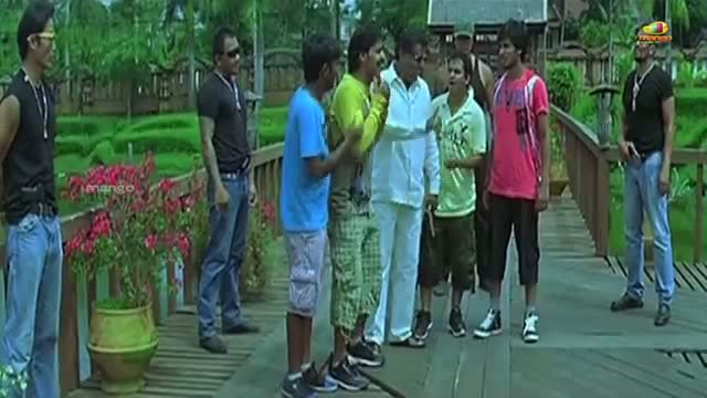 Watch Disco Movie Comedy Scenes - Nikhil Friends Hitting Him - Telugu Movie Cinema Video