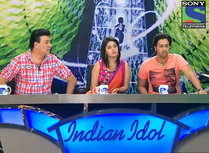 Watch INDIAN IDOL SEASON 6 - EPISODE 4 - BEST PERFORMANCES - SAYAM KUMAR PAUL SUNG CLASSICAL SONG AT KOLKATA AUDITION  Video