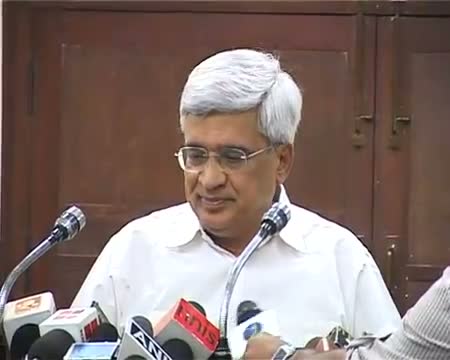 Watch Politics for Prez polls intensifies Video