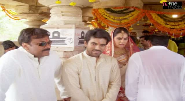 Watch Upasana and Ram Charan Domakonda Fort Pics - Telugu Cinema Movies Video