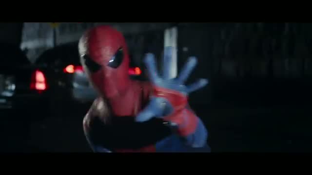Watch The Amazing Spider Man - Police Chase Video