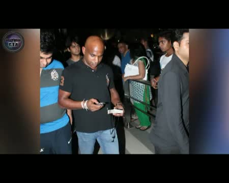 Watch Salman Khan & Rani Mukherjee SPOTTED at Mumbai airport Video