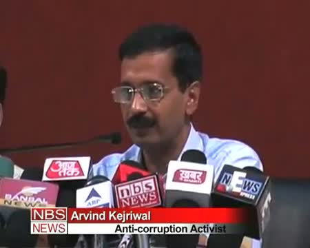 Watch Team Anna attacks Pranab again, demands probe Video