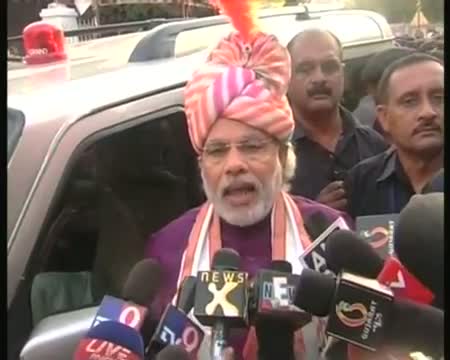 Watch Modi flags off Jagannath Rath Yatra in Ahmedabad Video