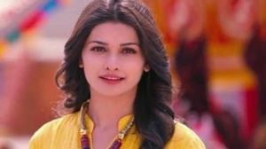 Watch Nach Le Bol Bachchan Song - Bol Bachchan Movie - Feat.Abhishek Bachchan & Prachi Desai Video