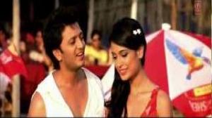 Watch Shirt Da Button Song - Kya Super Kool Hain Hum Movie - Feat.Neha Sharma, Tusshar Kapoor & Riteish Deshmukh Video