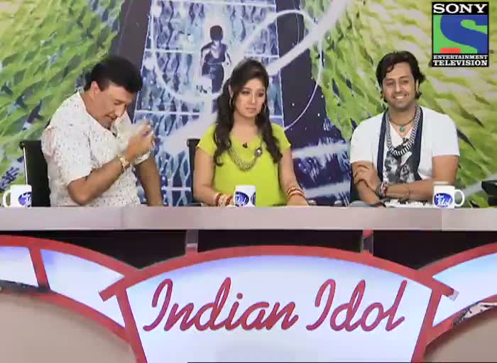 Watch INDIAN IDOL SEASON 6 - EPISODE 7 - FUNNY MOMENTS - PRANJAL GOGAI SUNG UNKNOWN SONG FUNNILY AT MUMBAI AUDITION - 22nd JUNE 2012 Video