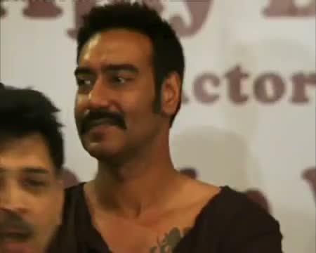 Watch South babe Tamanaah to star opposite Ajay in Himmatwala Video