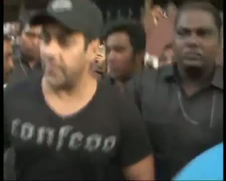 Watch Three injured during Salman's Dabangg 2 shoot Video