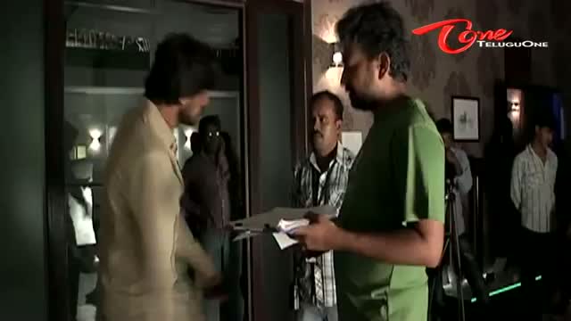 Watch Eega - Sudeep Action Scenes Making Visuals - Telugu Cinema Movies Video