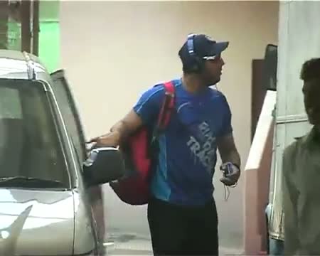 Watch Yuvraj back in training, eyes on world cup T20 Video