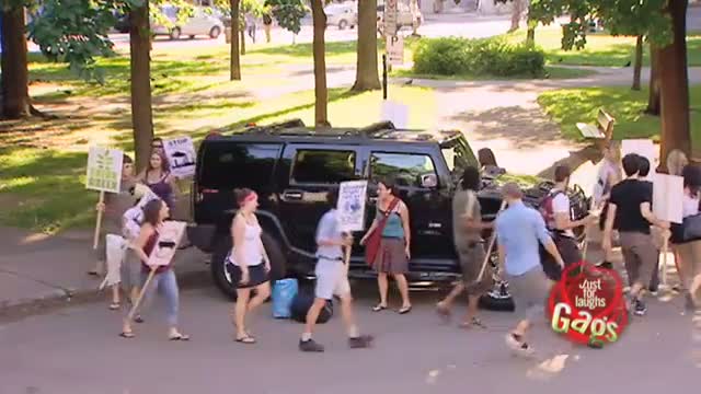 Watch Instant SUV owner gets protested - Funny Video Video