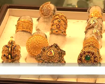 Watch Gold prices bolstered in wedding season Video