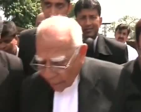 Watch Andhra HC rejects Jagan's bail plea Video
