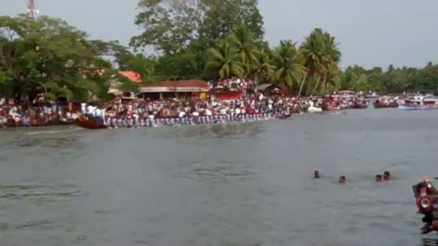 Watch Champakulam Boat Race 2012, Heats 2 Video