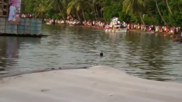 Watch Champakulam Boat Race 2012, Final Video