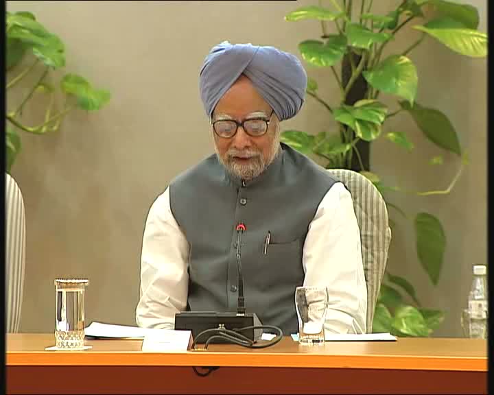 Watch PM's closing remarks at the meeting to finalise the targets for Infrastructure FY 2012-13, in New Delhi on June 06, 2012. Video