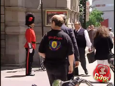 Watch British Guard Prank - Funny Video. Video