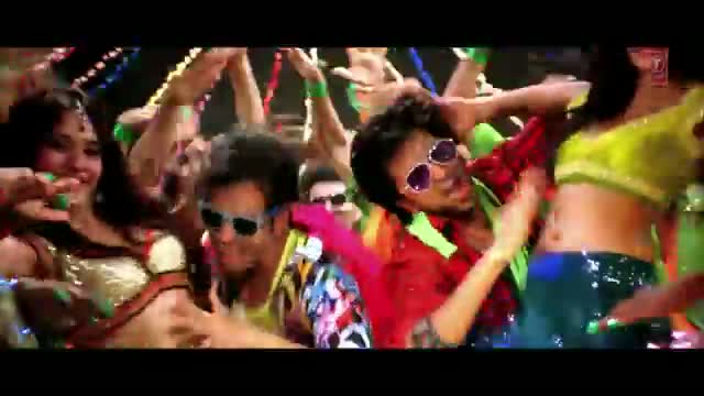 Watch Hum Toh Hain Cappuccino (U.P. Bihar Lootne) Video Song - Kyaa Super Kool Hain Hum Video