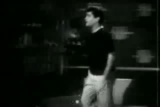 Watch Salam Aapki Meethi Nazar Ko Salam - Boy Friend [1961] - Rafi Video