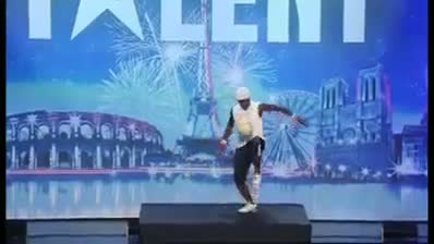 Watch NIce and amazing DANCE ON WAKA WAKA Video