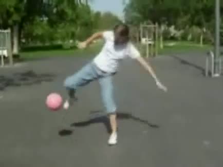 Watch Amazing Female Soccer Player Video
