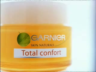 Watch Garnier Total Confort Skin Naturals commercial Video