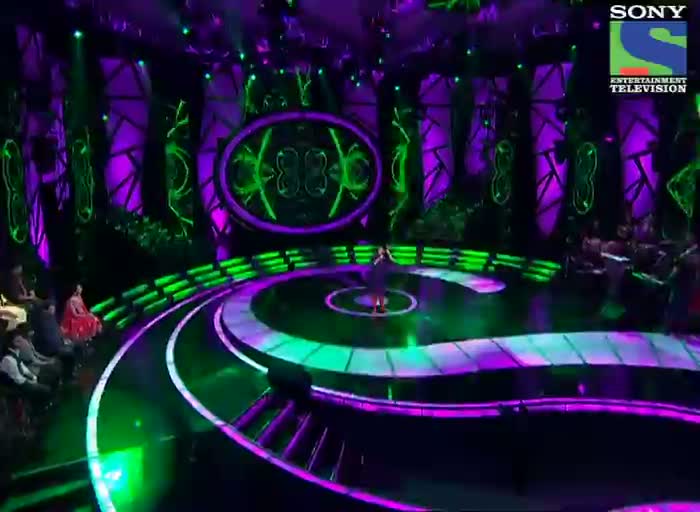 Watch INDIAN IDOL SEASON 6 - EPISODE 13 - BEST PERFORMANCES - RITIKA RAJ SINGING 'PAAN KHAYE SAIYA HAMARO'  - 13TH JULY 2012 Video