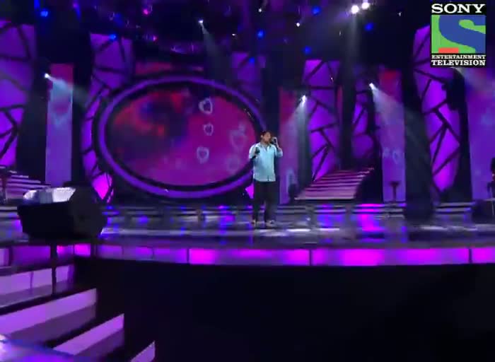 Watch INDIAN IDOL SEASON 6 - EPISODE 14 - BEST PERFORMANCES - KAUSHIK DESHPANDE SUNG 'BADI MUSHKIL HAI'  - 14TH JULY 2012 Video