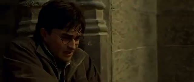 Watch Harry Potter and the Deathly Hallows - Part 2 Trailer Video