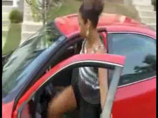 Watch Angry girlfriend slams car door on foot Video