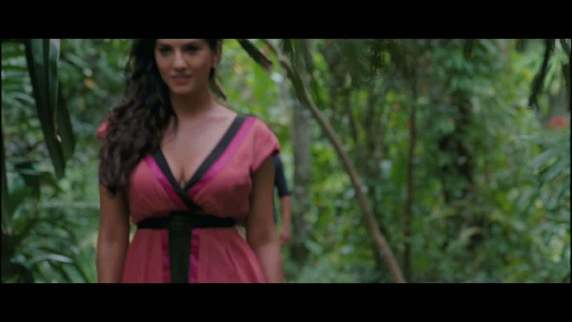 Watch Jism 2 Theatrical Trailer - Sunny Leone, Randeep Hooda & Arunoday Singh Video