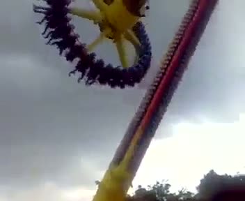Watch Oh Hoo Wowww Who Wanna Sit in this?? Video