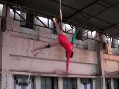 Watch Wow Amazing...keep going girls..and to the trainor,congrats,,well Video